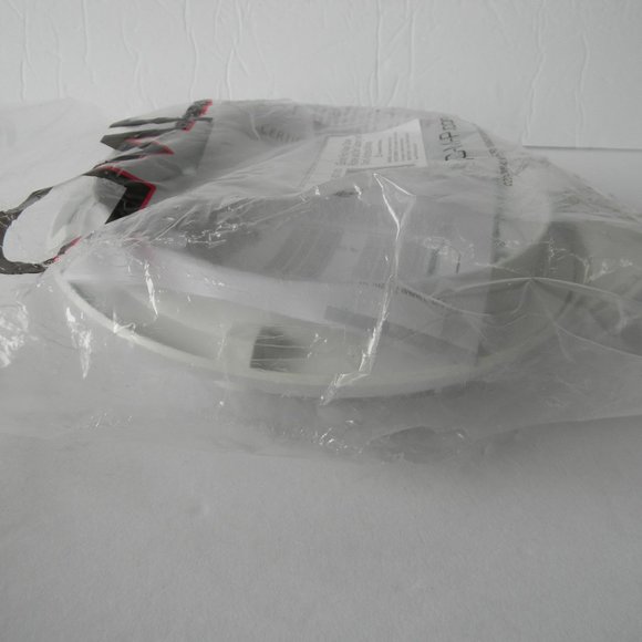 NEW CMP Gunite Pool Main Drain Frame & 8" Galaxy Lid White Anti-Vortex 25531-000 - Picture 3 of 3